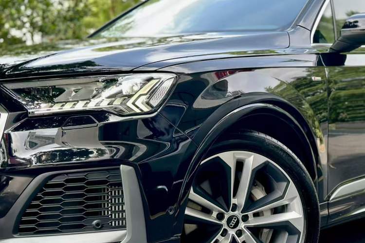 Used Audi Q7 2020 55 TFSI quattro S line sports model Exterior 2