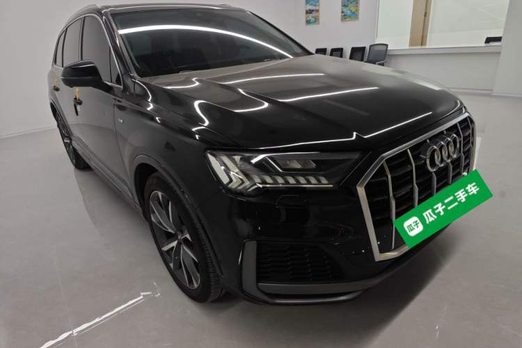 Used Audi Q7 2020 55 TFSI quattro S line sports model Exterior 2
