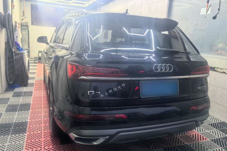 Used Audi Q7 2020 55 TFSI quattro S line sports model Exterior 2