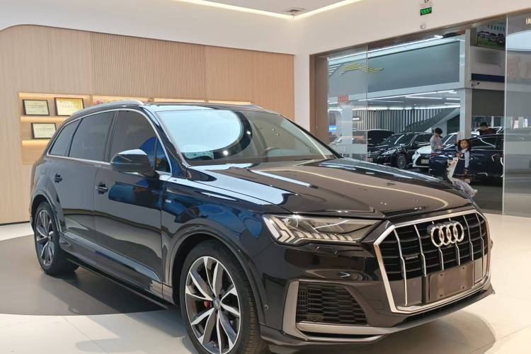 Used Audi Q7 2020 55 TFSI quattro S line sports model Exterior 3