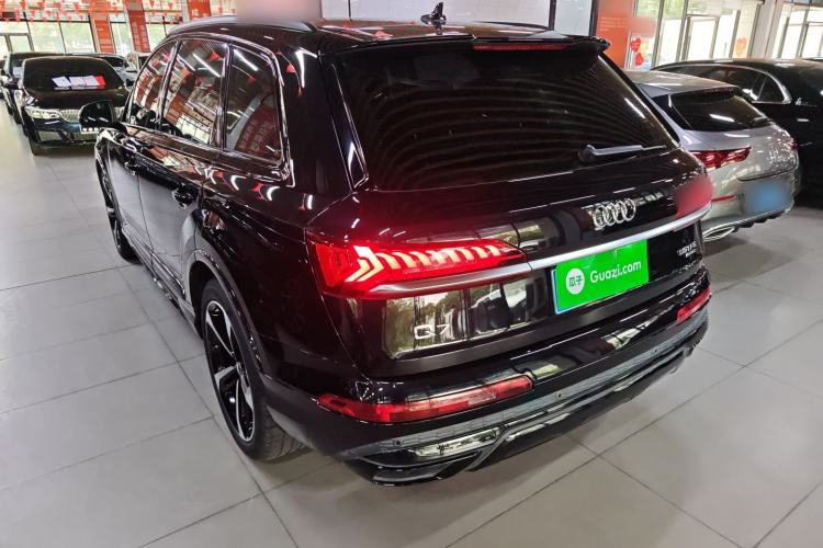 Used Audi Q7 2020 55 TFSI quattro Black Warrior Exclusive Edition Exterior 3