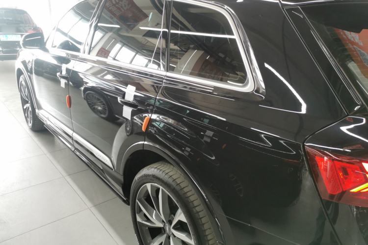 Used Audi Q7 2020 55 TFSI quattro S line sports model Exterior 3
