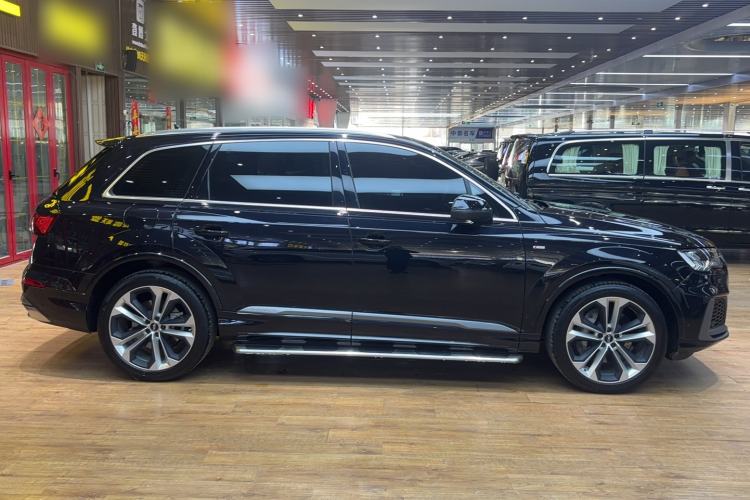 Used Audi Q7 2020 55 TFSI quattro S line sports model Exterior 3