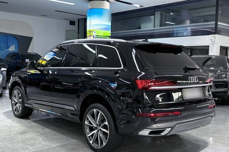 Used Audi Q7 2020 55 TFSI quattro S line sports model Exterior 3