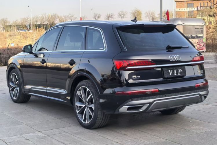 Used Audi Q7 2020 55 TFSI quattro S line sports model Exterior 4