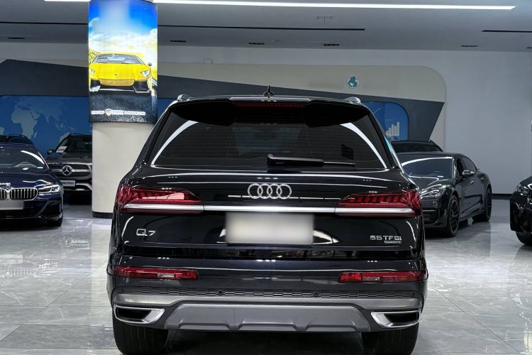 Used Audi Q7 2020 55 TFSI quattro S line sports model Exterior 4