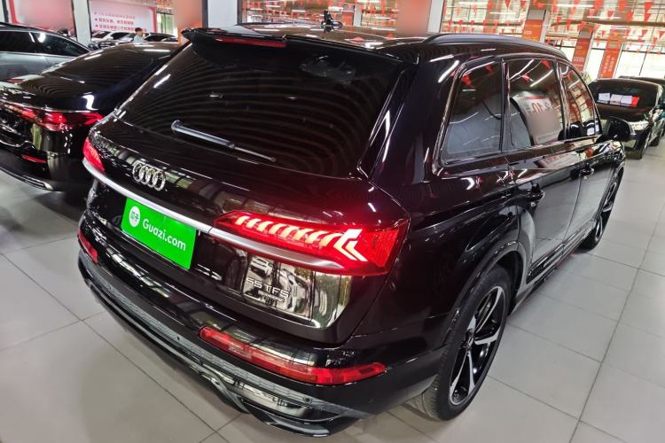 Used Audi Q7 2020 55 TFSI quattro Black Warrior Exclusive Edition Exterior 5