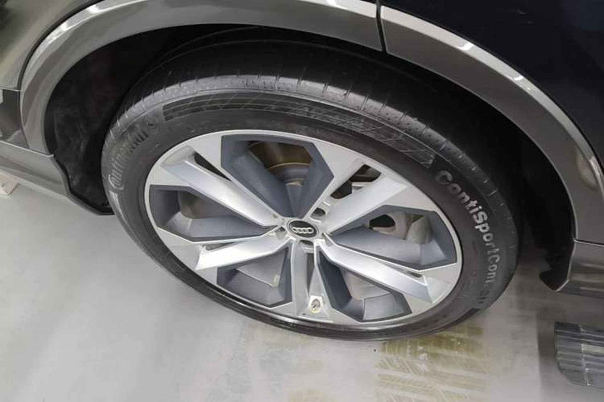 Used Audi Q7 2020 55 TFSI quattro S line sports model Exterior 5