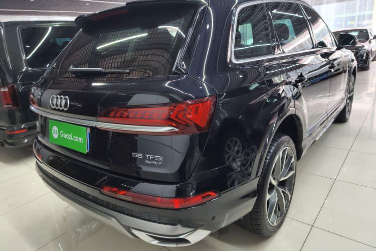 Used Audi Q7 2020 55 TFSI quattro S line sports model Exterior 5