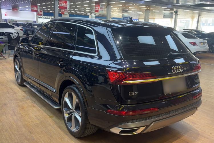 Used Audi Q7 2020 55 TFSI quattro S line sports model Exterior 6