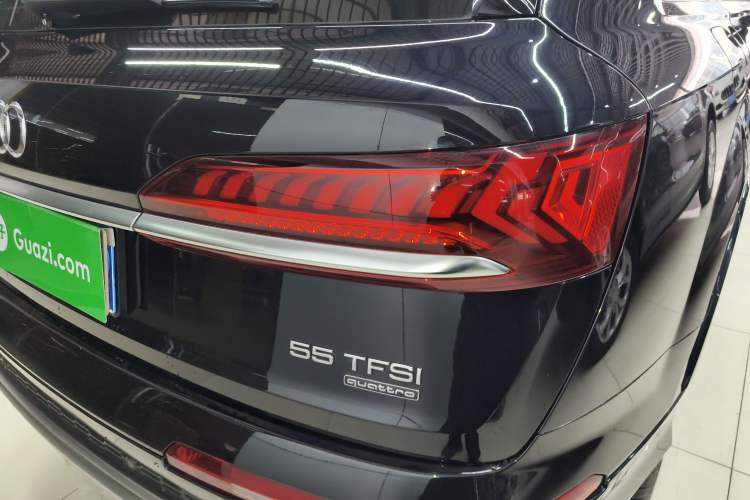 Used Audi Q7 2020 55 TFSI quattro S line sports model Exterior 6
