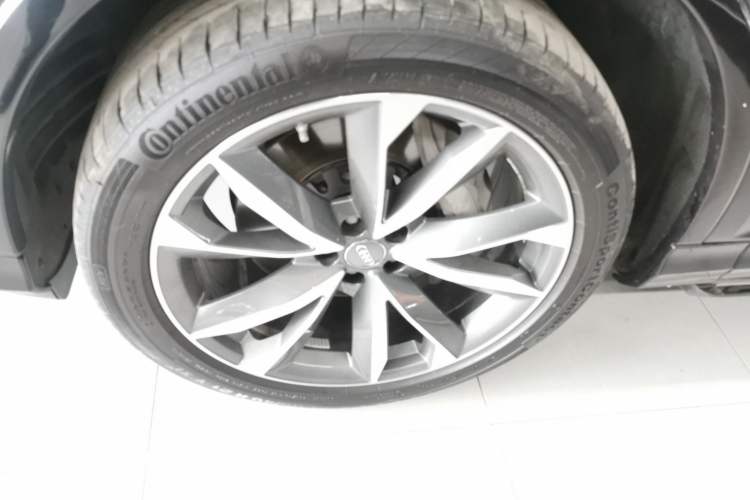 Used Audi Q7 2020 55 TFSI quattro S line sports model Exterior 7