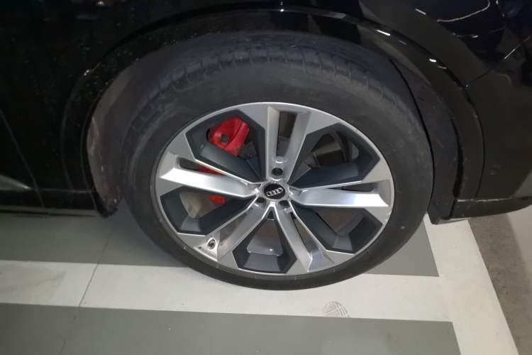 Used Audi Q7 2020 55 TFSI quattro S line sports model Exterior 7