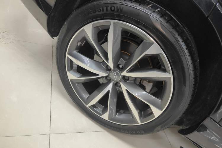 Used Audi Q7 2020 55 TFSI quattro S line sports model Exterior 8