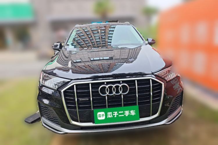 Used Audi Q7  Front