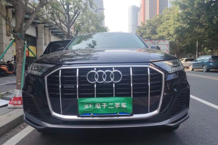 Used Audi Q7 2020 55 TFSI quattro S line sports model Front