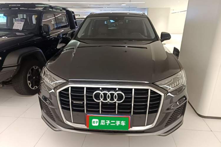 Used Audi Q7 2020 55 TFSI quattro S line sports model Front