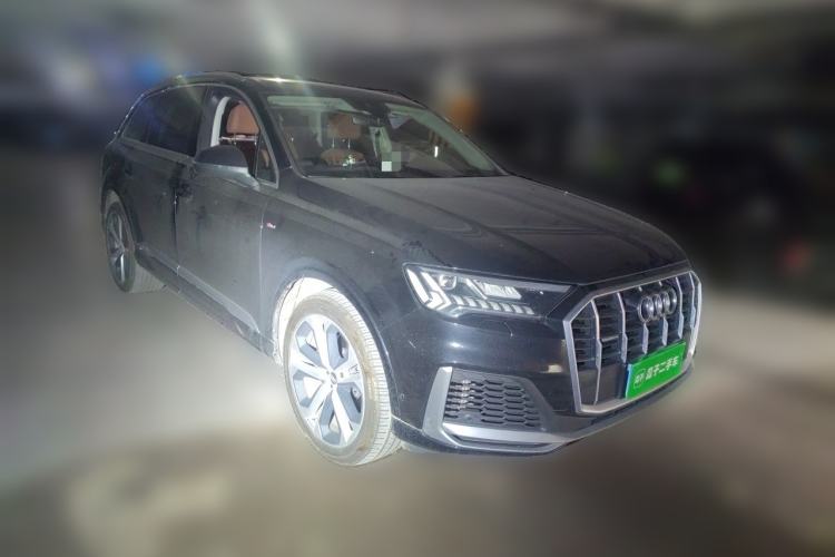 Used Audi Q7 2020 55 TFSI quattro S line sports model Front Right 45 Deg