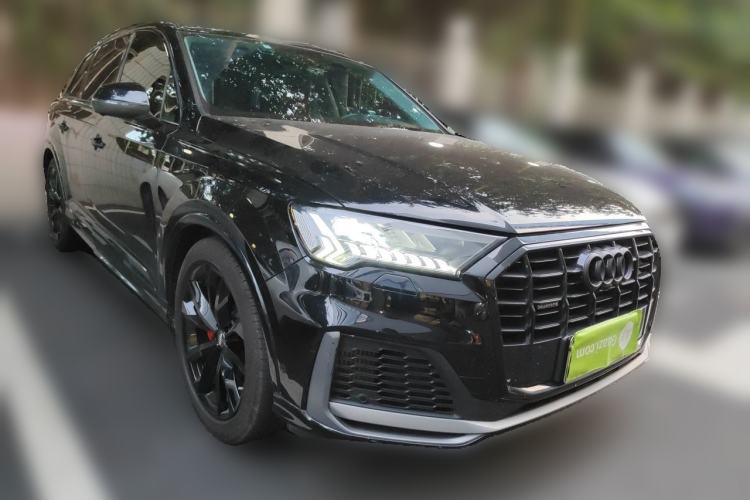 Used Audi Q7 2020 55 TFSI quattro S line sports model Front Right 45 Deg