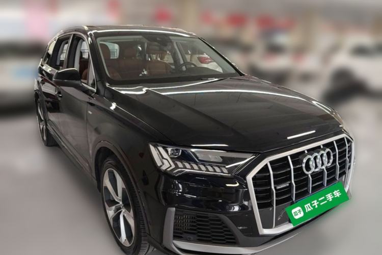 Used Audi Q7 2020 55 TFSI quattro S line sports model Front Right 45 Deg