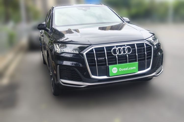 Used Audi Q7 2020 55 TFSI quattro S line sports model Front Right 45 Deg