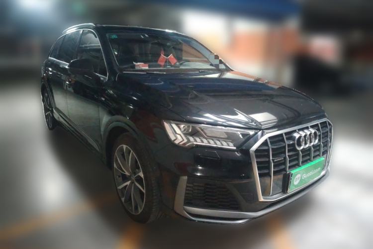Used Audi Q7 2020 55 TFSI quattro S line sports model Front Right 45 Deg