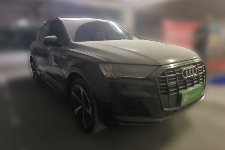 Used Audi Q7 2020 55 TFSI quattro Black Warrior Exclusive Edition Front Right 45 Deg