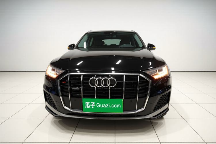 Used Audi Q7 2020 55 TFSI quattro S line sports model Front