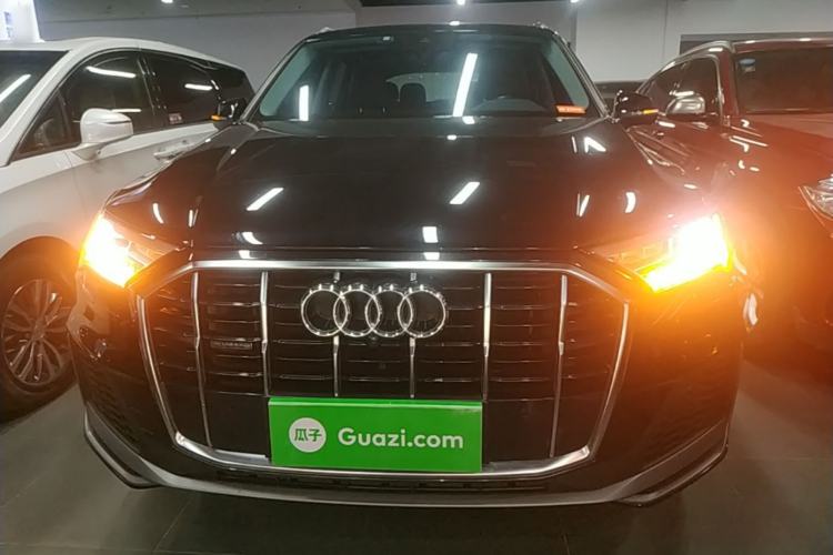 Used Audi Q7 2020 55 TFSI quattro S line sports model Front