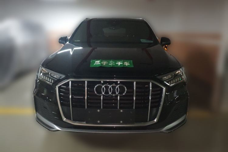 Used Audi Q7 2020 45 TFSI quattro Exclusive Edition Front