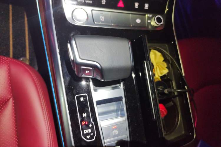 Used Audi Q7 2020 55 TFSI quattro Black Warrior Exclusive Edition Gear Lever