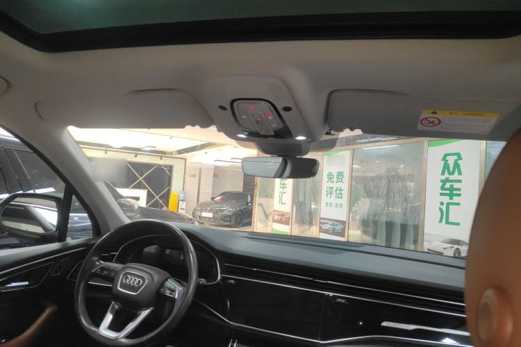 Used Audi Q7 2020 55 TFSI quattro S line sports model Headliner