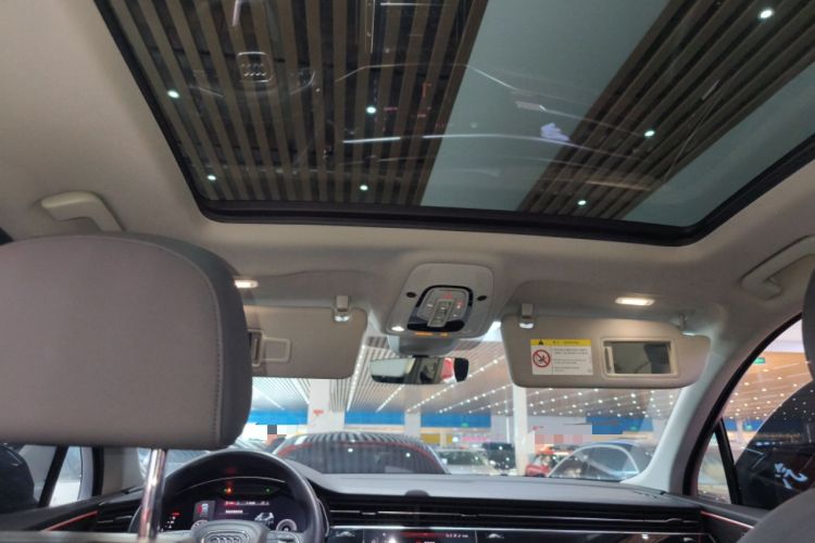 Used Audi Q7 2020 55 TFSI quattro S line sports model Headliner