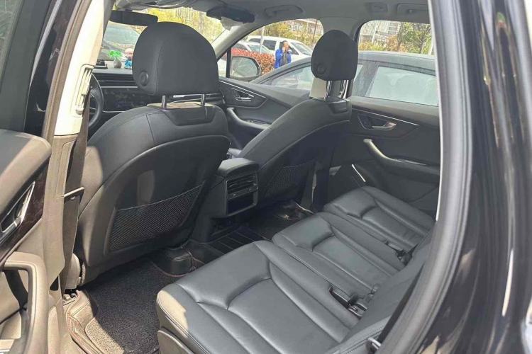 Used Audi Q7 2020 55 TFSI quattro S line sports model Interior 2