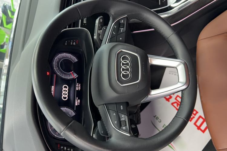Used Audi Q7 2020 55 TFSI quattro S line sports model Interior 2