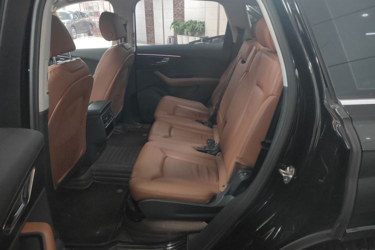 Used Audi Q7 2020 55 TFSI quattro S line sports model Interior 4