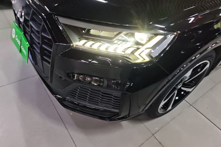 Used Audi Q7 2020 55 TFSI quattro Black Warrior Exclusive Edition Left Front Headlight