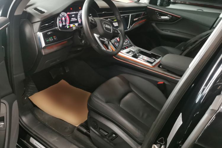 Used Audi Q7 2020 55 TFSI quattro S line sports model Left Front Seat