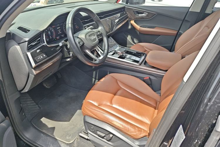 Used Audi Q7 2020 55 TFSI quattro S line sports model Left Front Seat