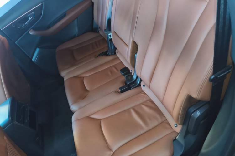 Used Audi Q7 2020 55 TFSI quattro S line sports model Left Rear Seat