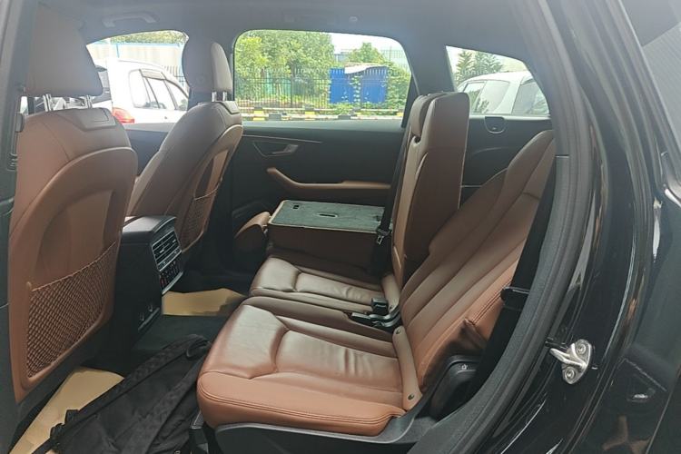 Used Audi Q7 2020 55 TFSI quattro S line sports model Left Rear Seat
