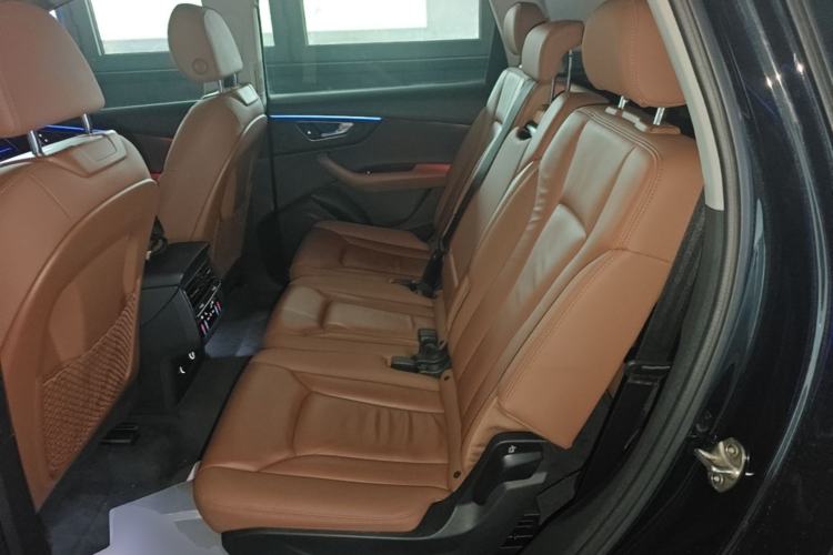 Used Audi Q7 2020 55 TFSI quattro S line sports model Left Rear Seat