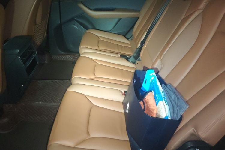 Used Audi Q7 2020 45 TFSI quattro Exclusive Edition Left Rear Seat