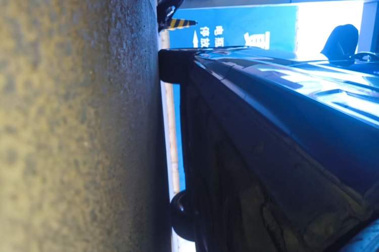 Used Audi Q7 2020 55 TFSI quattro S line sports model Left Side Sill