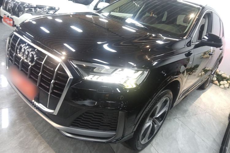 Used Audi Q7 2020 55 TFSI quattro S line sports model Left Side