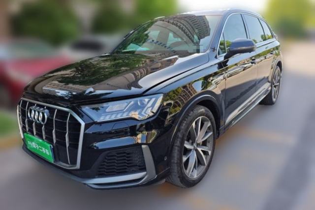 Used Audi Q7 2020 55 TFSI quattro S line sports model