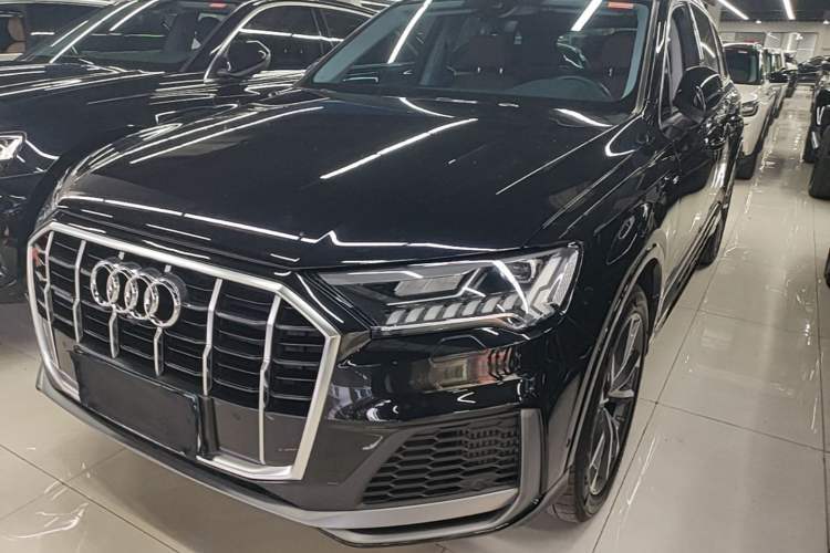 Used Audi Q7 2020 55 TFSI quattro S line sports model Guazi used car, China used car export, Used car for sale, Used  cars, Cheapest cars for sale