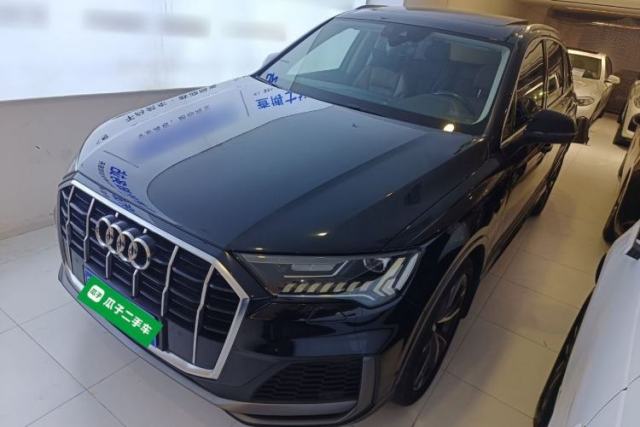 Used Audi Q7 2020 55 TFSI quattro S line sports model