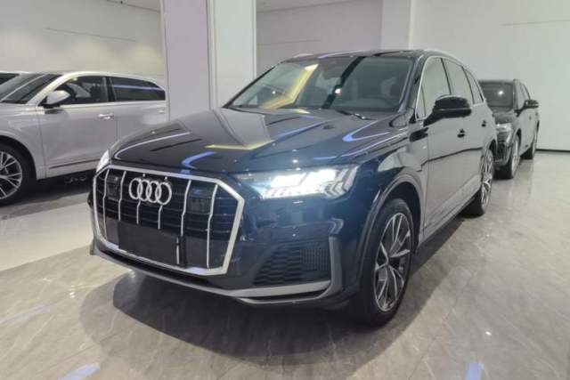 Used Audi Q7 2020 55 TFSI quattro S line sports model