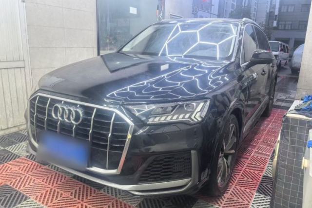 Used Audi Q7 2020 55 TFSI quattro S line sports model